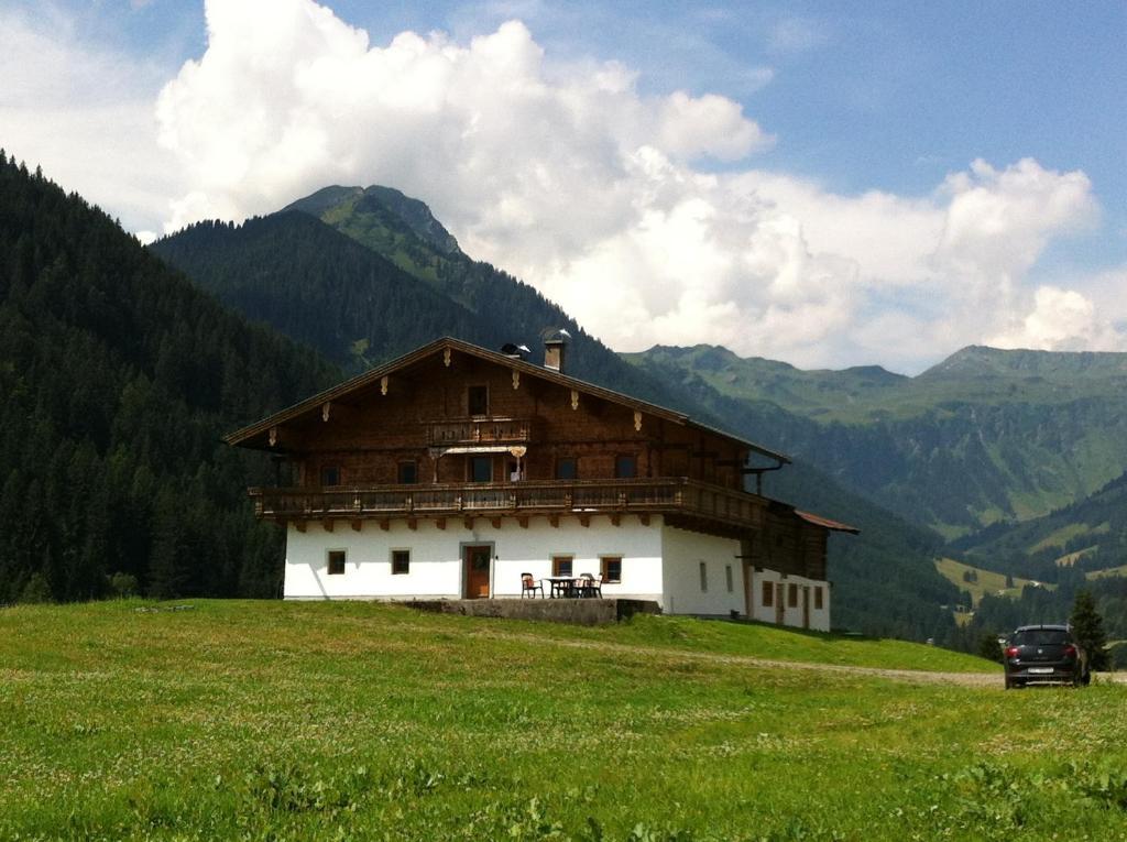 Alpenbauernhaus Vorderbrandthof Saalbach-Hinterglemm Luaran gambar